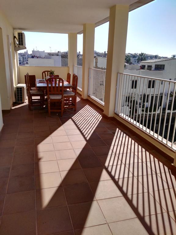 Waterside Apartment - Two Bedroom Empuriabrava Ruang foto